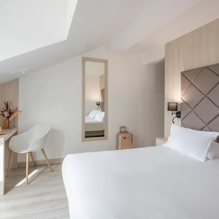 Hotel Golden Tulip De Paris 4*