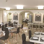 Golden Tulip De Paris Отель Канны