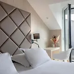 Golden Tulip De Paris 4*