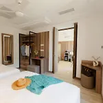 Golden Tulip De Paris 4*