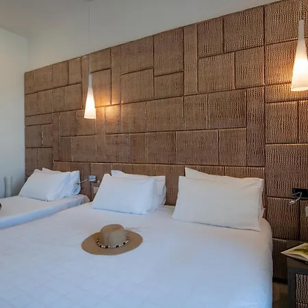 Golden Tulip De Paris Hotel 4*