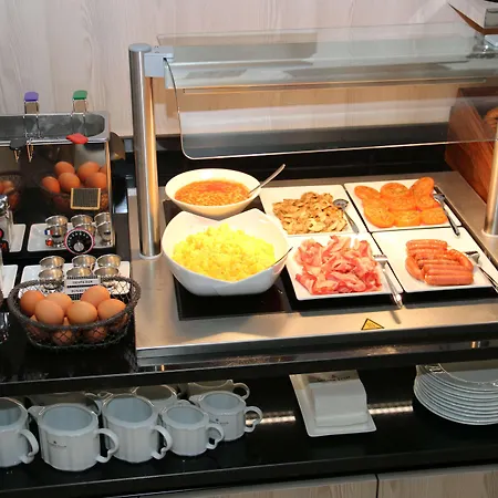 Otel Golden Tulip De Paris Cannes