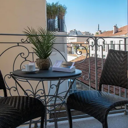 Golden Tulip De Paris Cannes