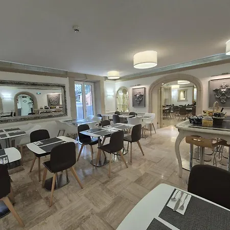 Hotel Golden Tulip De Paris