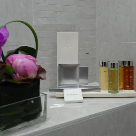 Golden Tulip De Paris Отель Канны