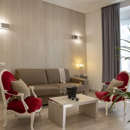 Golden Tulip De Paris 4*