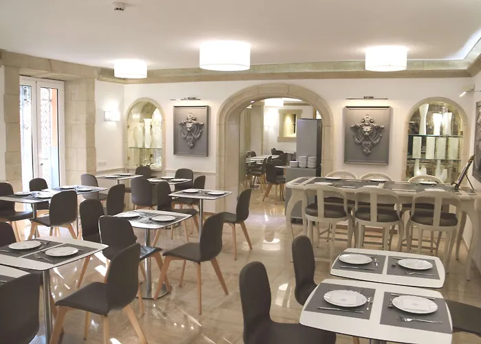 Golden Tulip De Paris Hotel Cannes