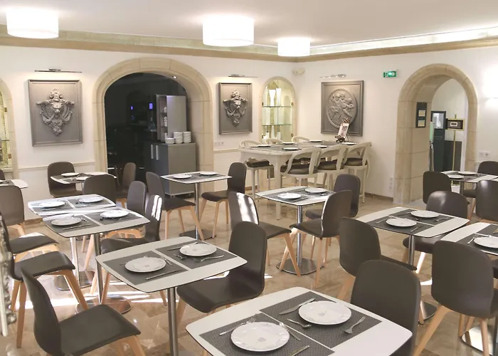 Golden Tulip De Paris Hotel