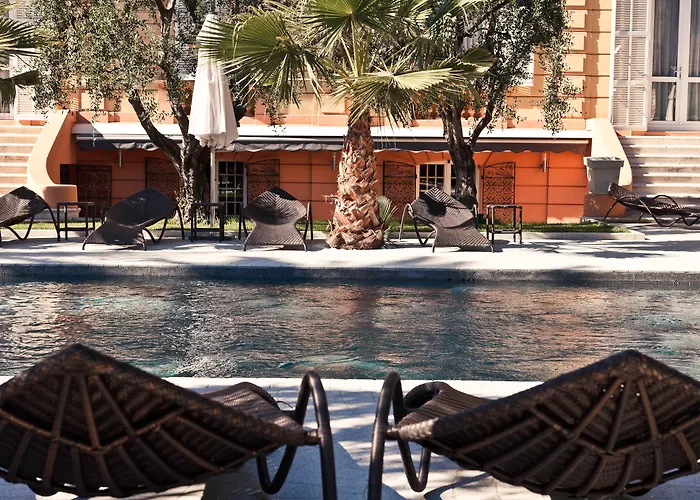 Hotel Golden Tulip De Paris