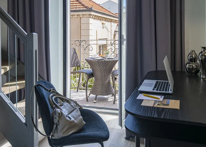 Golden Tulip De Paris Hotel 4*