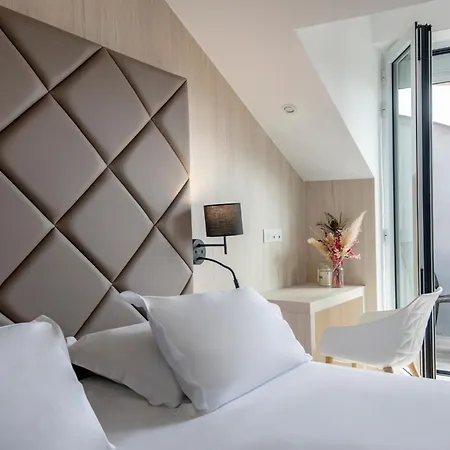 Golden Tulip De Paris 4*