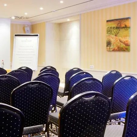 Golden Tulip De Paris Hotell