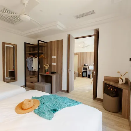 Golden Tulip De Paris 4*