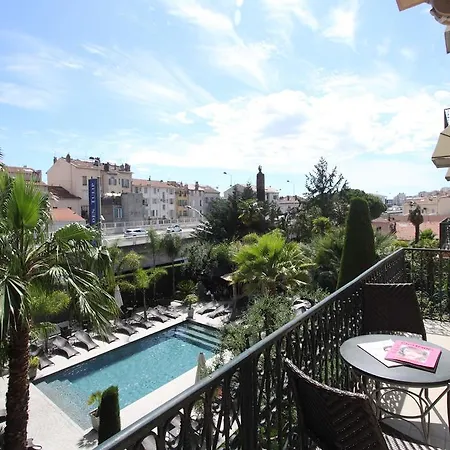 Hotell Golden Tulip De Paris Cannes