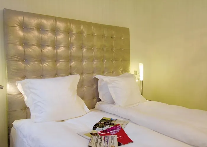 Golden Tulip De Paris Hotel 4*