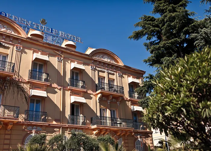 Golden Tulip De Paris