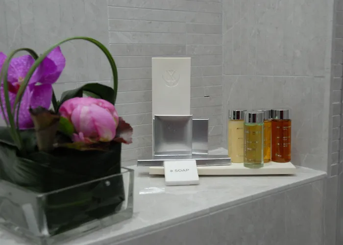 Golden Tulip De Paris Hotel Cannes