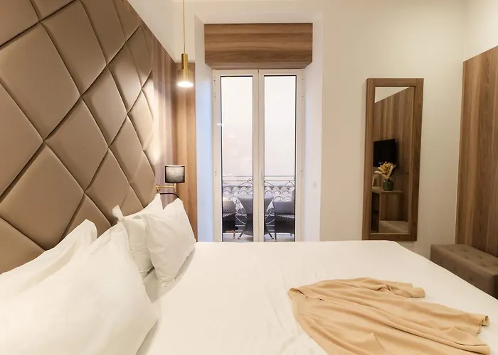 Golden Tulip De Paris Hotel Cannes
