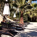 Otel Golden Tulip De Paris