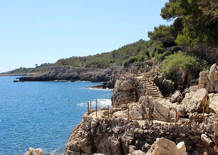 Golden Tulip De Paris Cannes